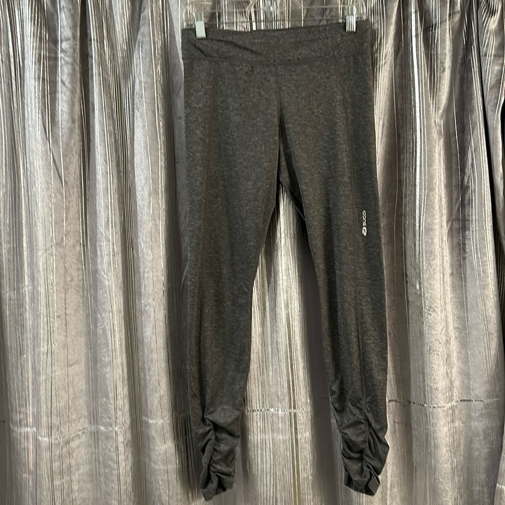 SUGOI Women’s VERVE Tight. SIZE Medium